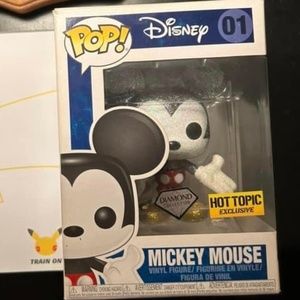Funko Pop! Hot Topic Mickey Mouse